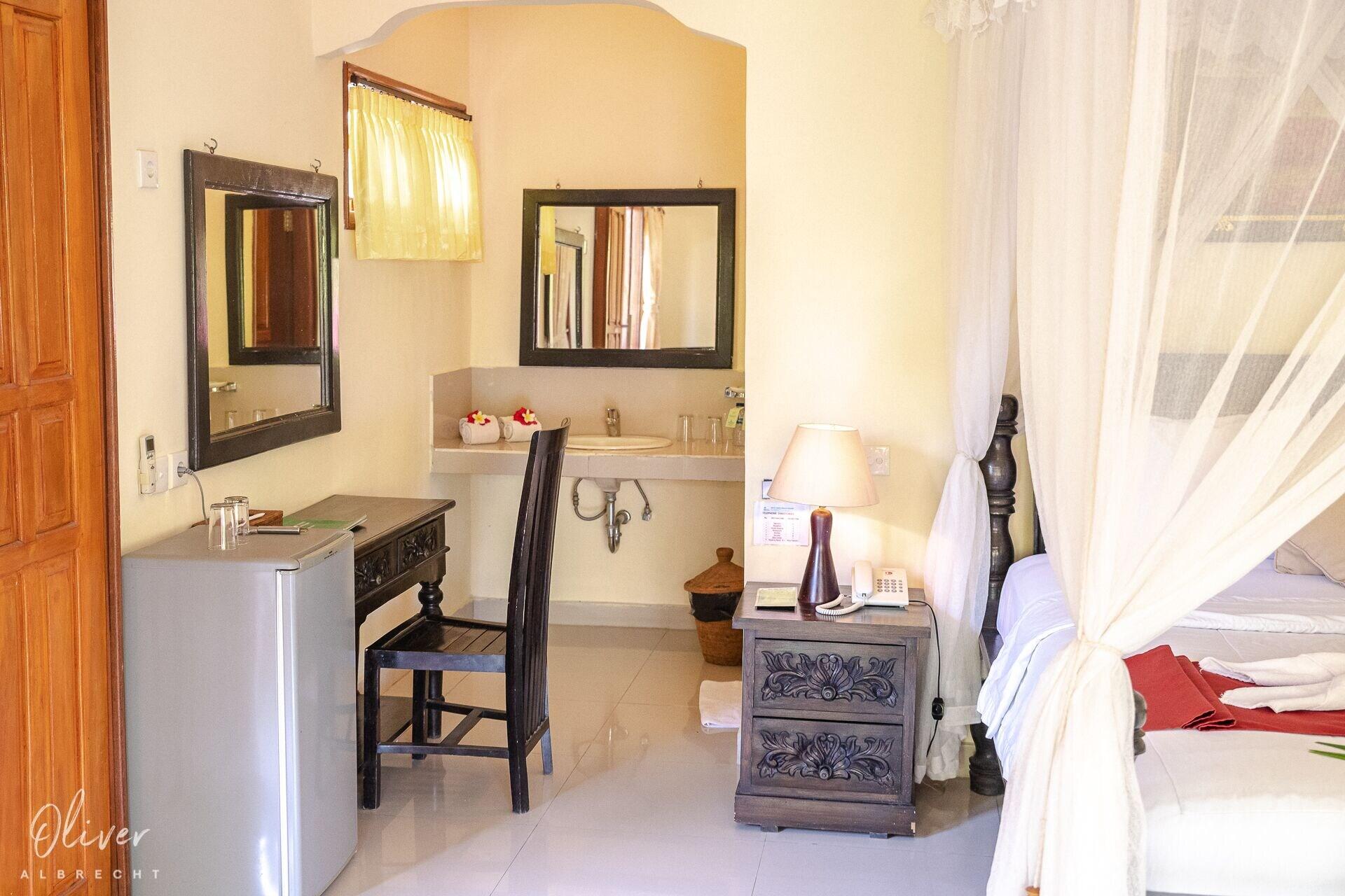 Arya Amed Beach Resort And Dive Center Екстер'єр фото